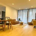 Inner City Glebe Designer Apartment W Free Parking